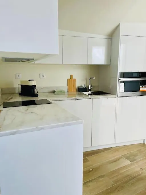 Graceful Studio Apartment Tejo 204 Lisbona